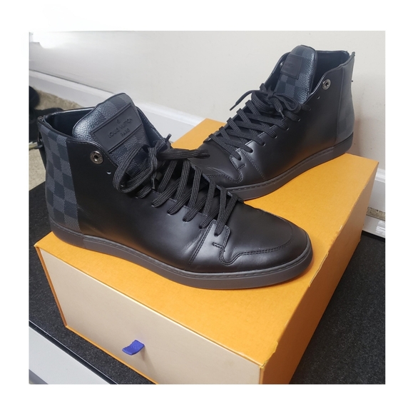 Louis Vuitton Men's Black Sneakers Size G8 - Picture 16 of 16